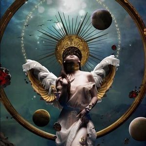 Meet your Posher, Desiree